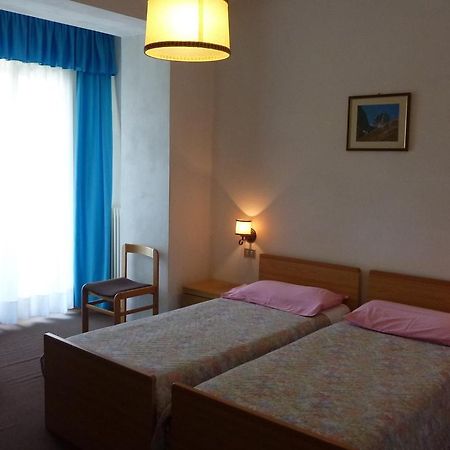 Hotel Terminus Levico Terme Extérieur photo