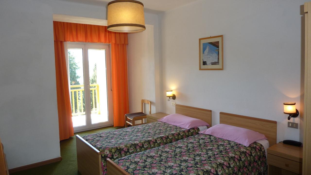 Hotel Terminus Levico Terme Extérieur photo